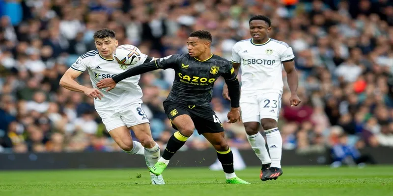 Màn đụng độ kịch tính Leeds United vs Aston Villa